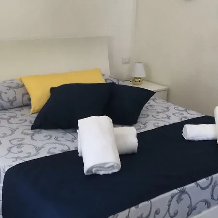 L'antica Corte Lazzago بيت ضيافة