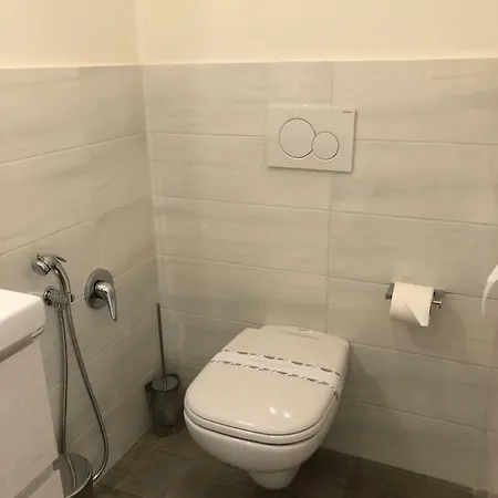 L'antica Corte Lazzago بيت ضيافة