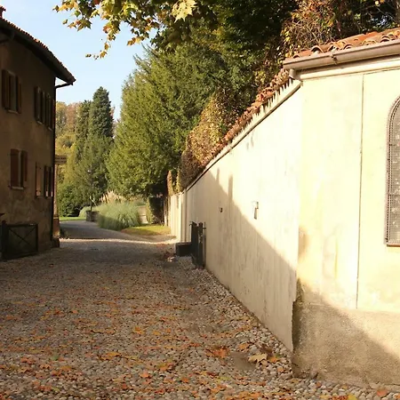 Konukevi L'antica Corte Lazzago *