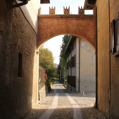 L'antica Corte Lazzago 4* Όπως