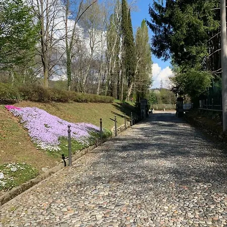 L'antica Corte Lazzago Konukevi *