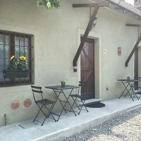 L'antica Corte Lazzago בית הארחה