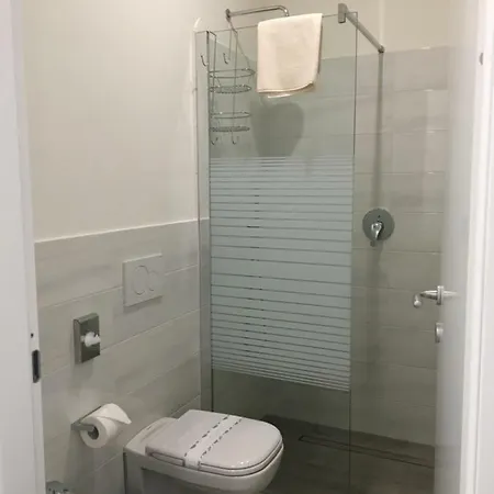 L'antica Corte Lazzago בית הארחה 3*